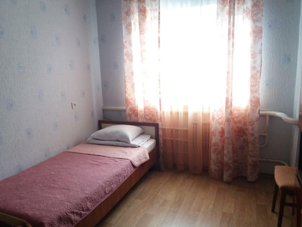 Hotel Aleksandria Kharkiv Extérieur photo